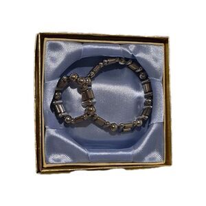 VINTAGE METALLIC MAGNETIC BEAD STRETCH BRACELETS SET OF 2